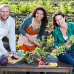 he farm-to-table idea is all about using fresh food from local farms instead of food that travels long distances. It’s not just a trend—it helps farmers,